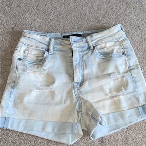 AÉROPOSTLE jean shorts